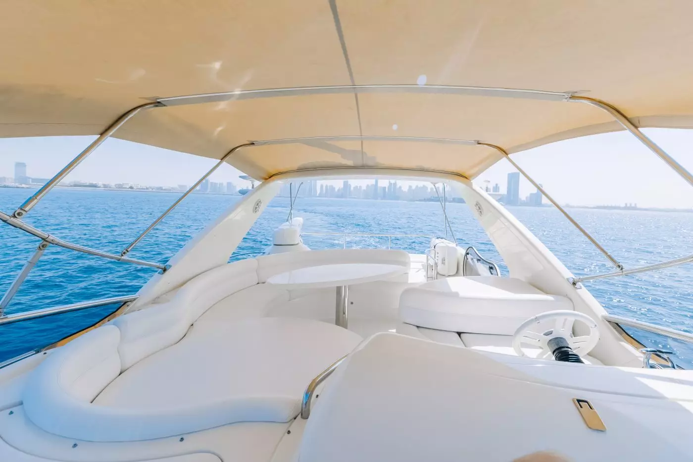 azimut 55 لؤلؤة بيضاء