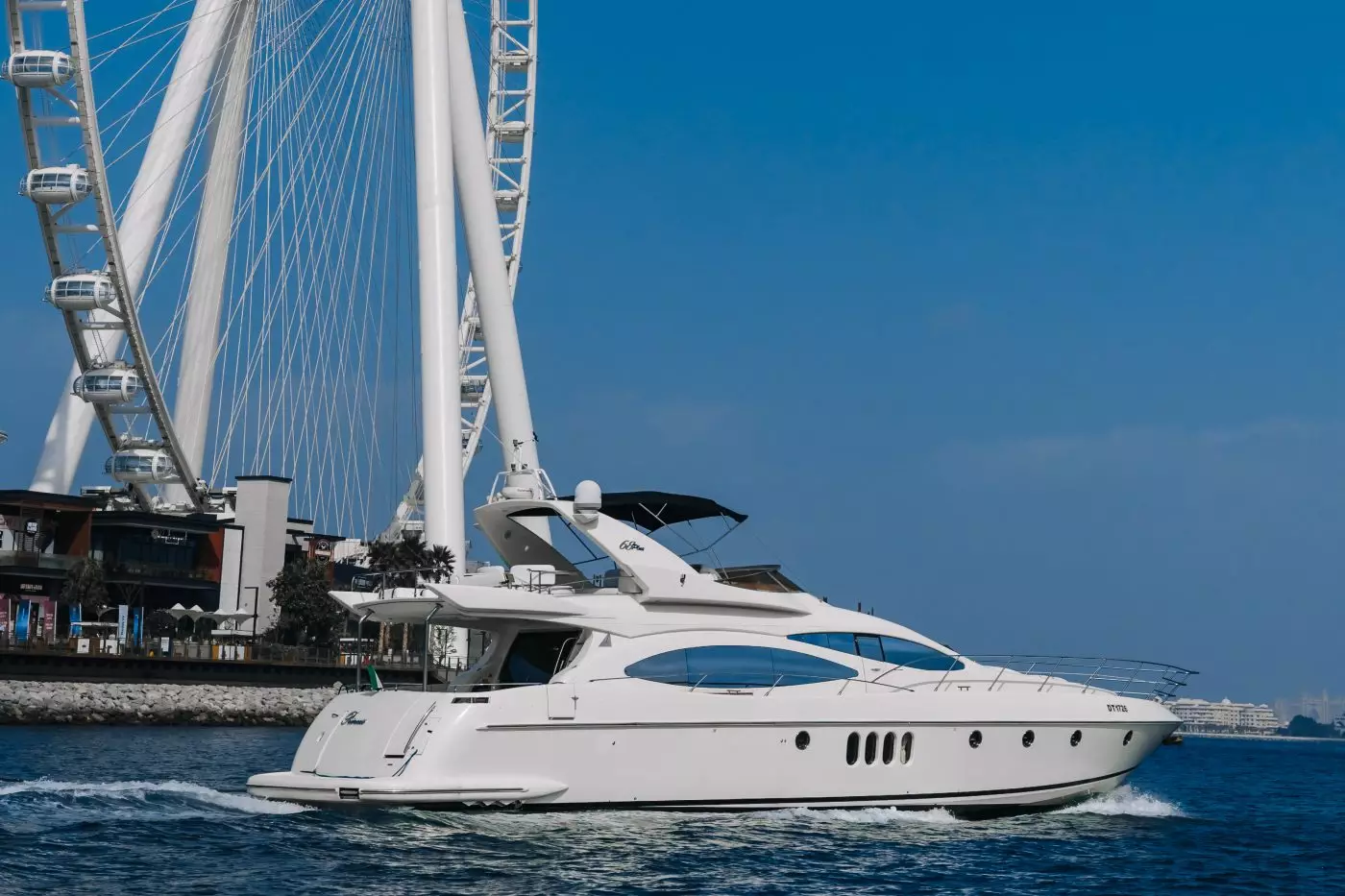 Azimut 68 princesa