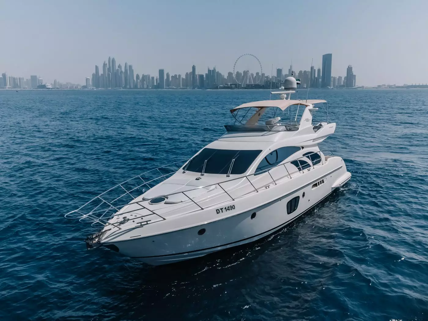 Azimut 55 White Pearl