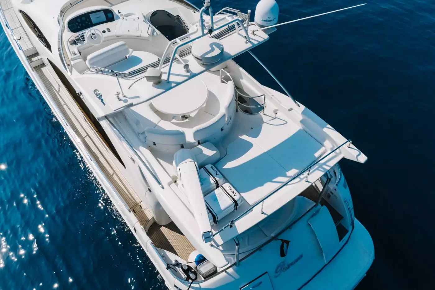 Azimut 68 أميرة