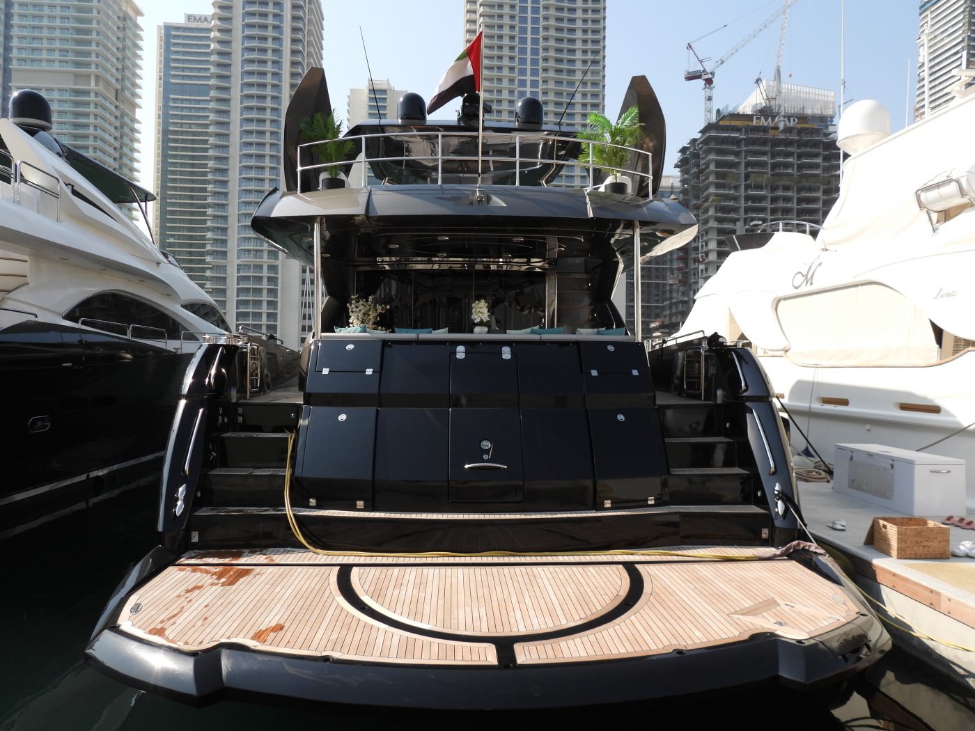 Sunseeker 82 شركة سيئة