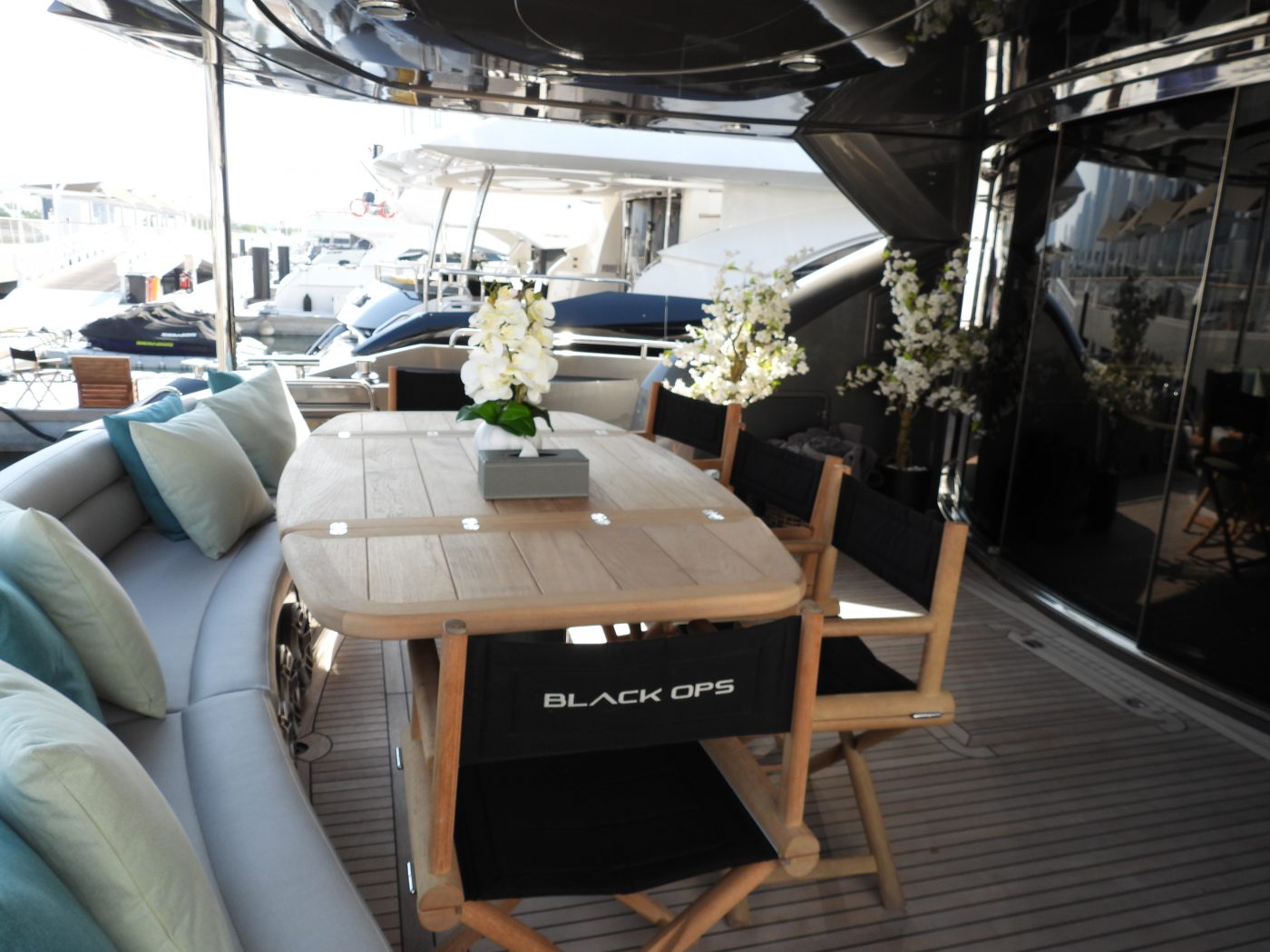 Yacht Sunseeker 82 Bad Company