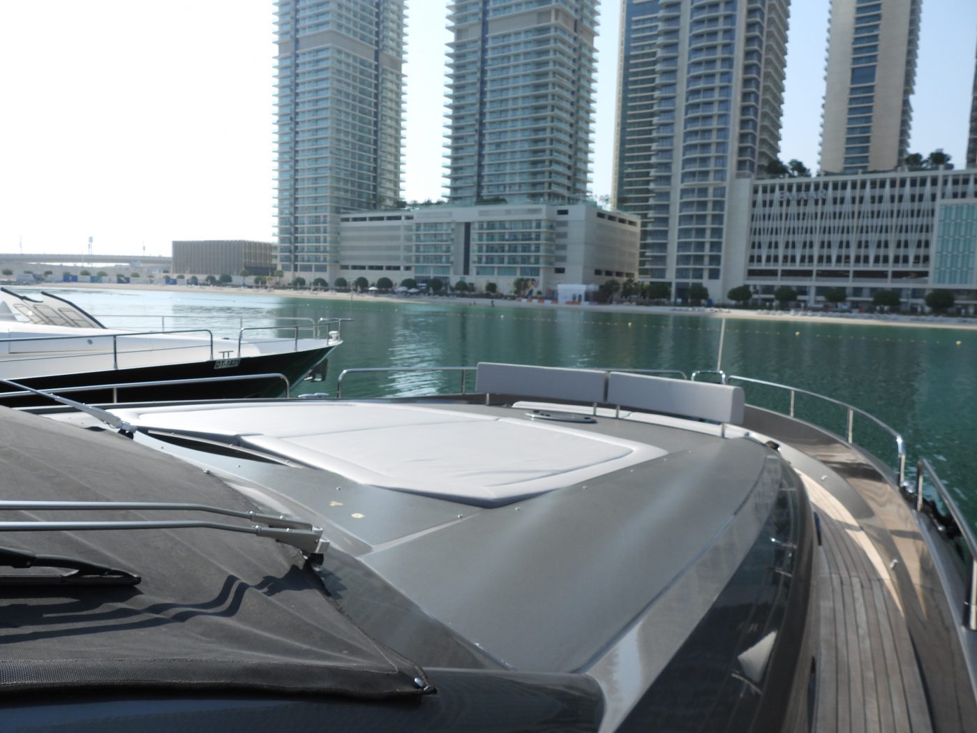 Sunseeker 82 شركة سيئة