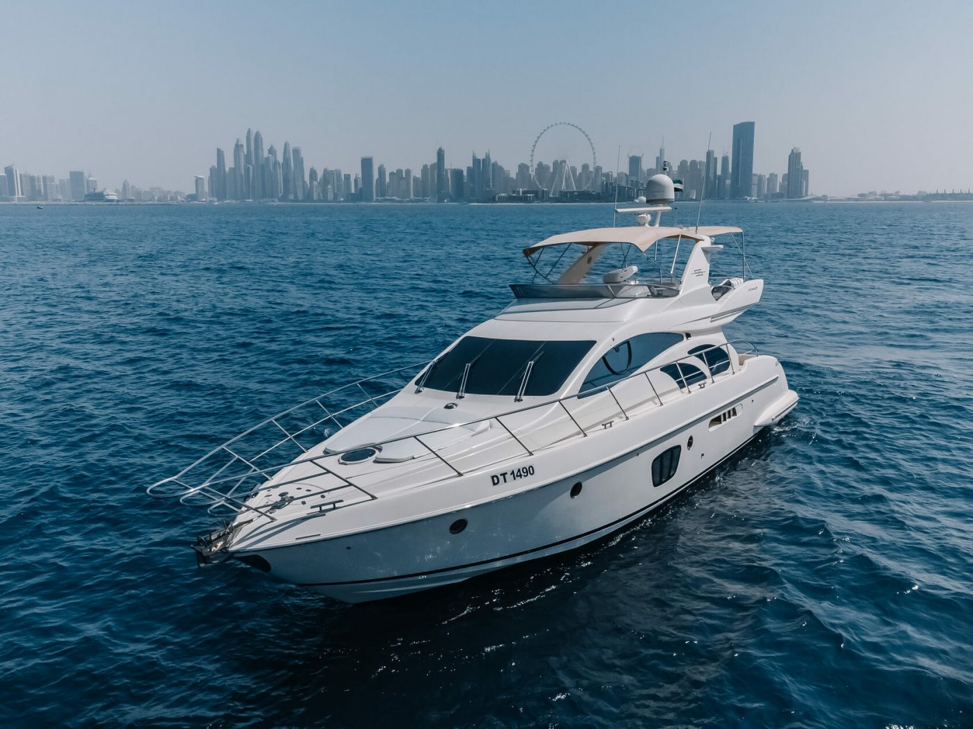 Azimut 55 White Pearl