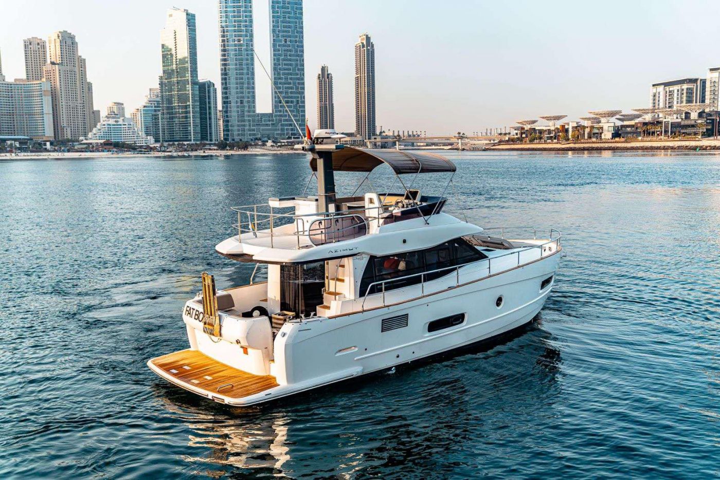 Azimut 43