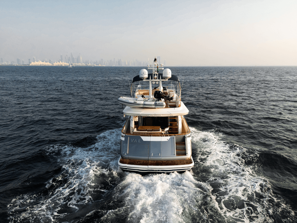 Yacht Fairline 68 Squadrone