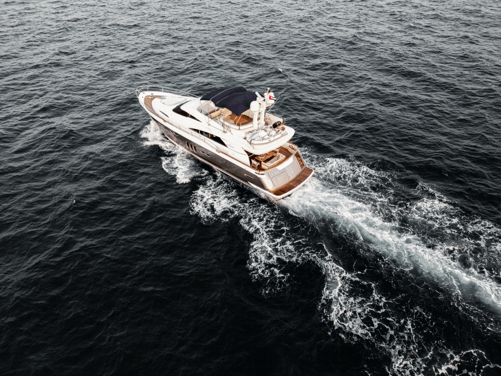 Yacht Fairline 68 Squadrone