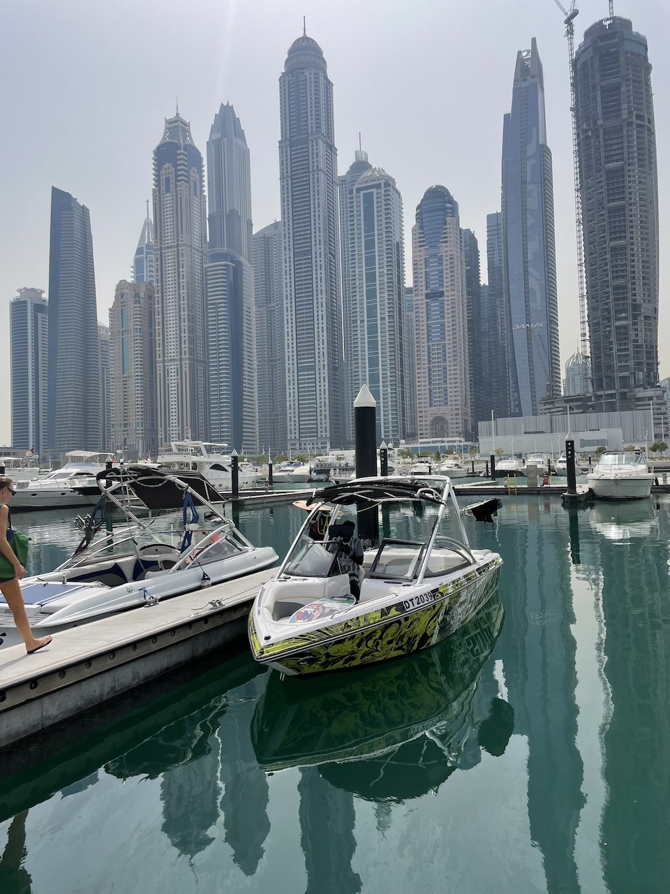 Crociere esplorative: Scoprire le gemme nascoste di Dubai da un yacht