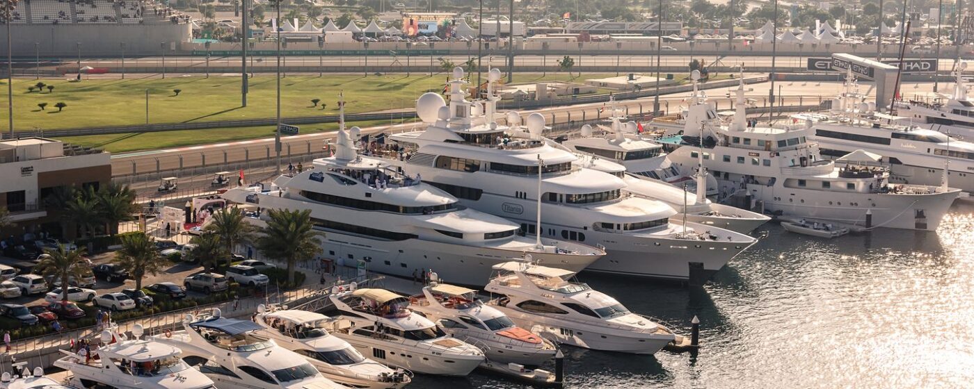 Location de yacht à Abu Dhabi pendant le Grand Prix de Formule 1 : Luxe, vitesse et moments inoubliables