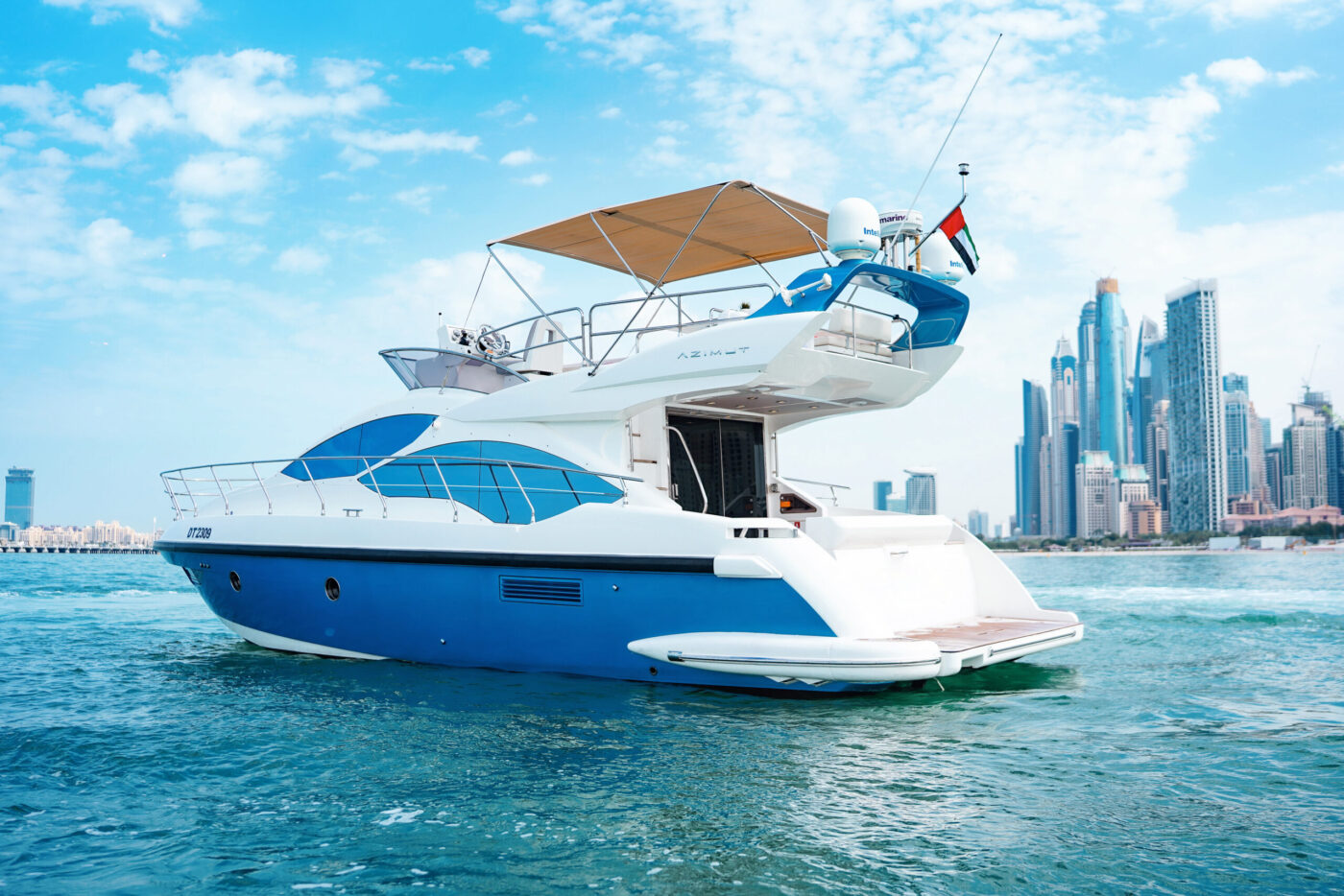 Azimut 50 يخت