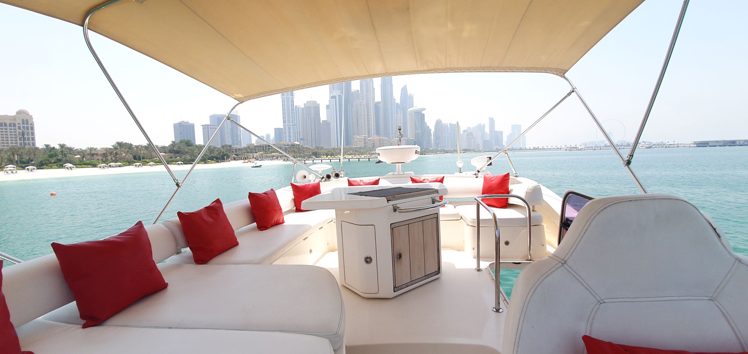 Rent Azimut Xclusive 7