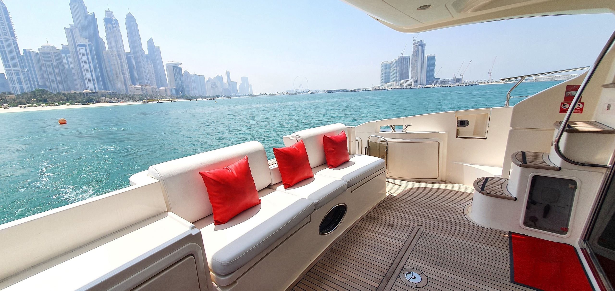 Rent Azimut Xclusive 7