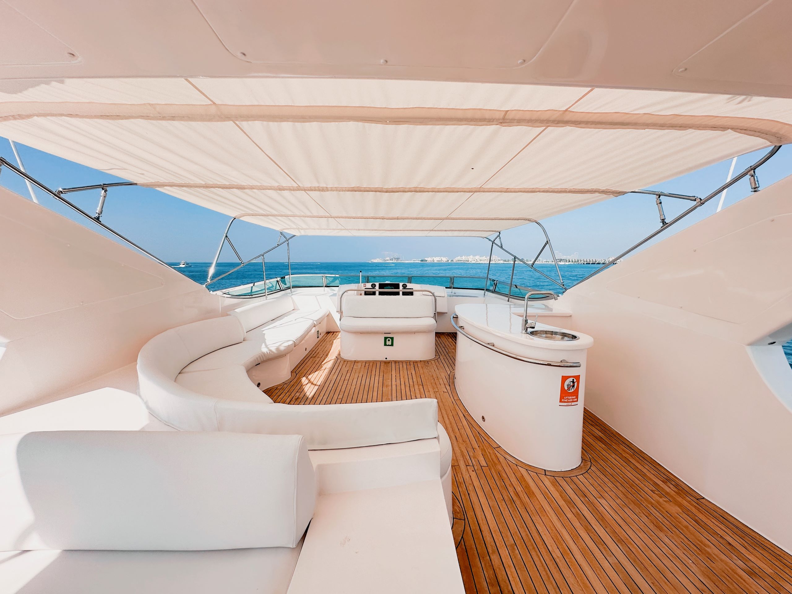 Yacht Xclusive 34