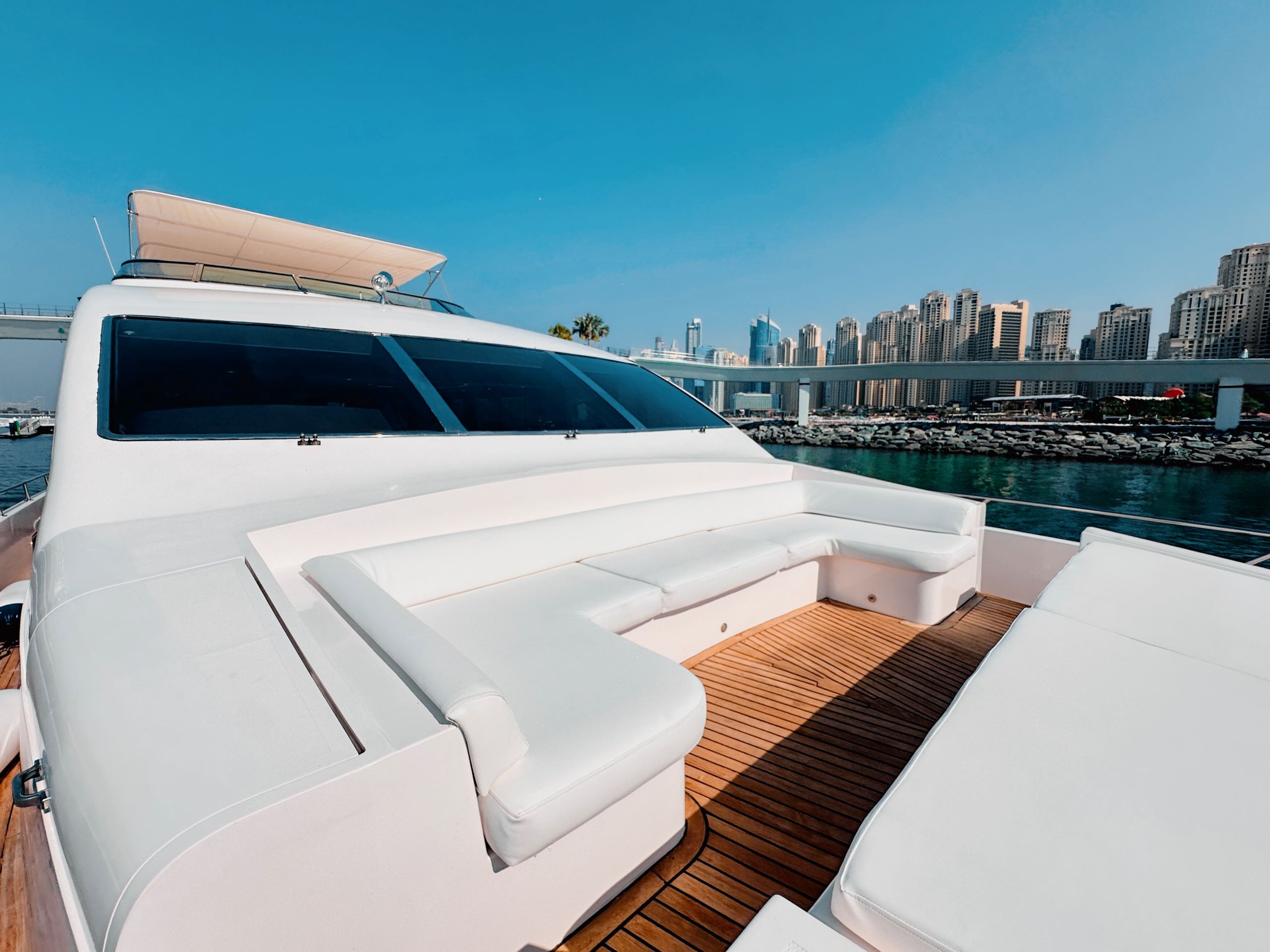 Yacht Xclusive 34