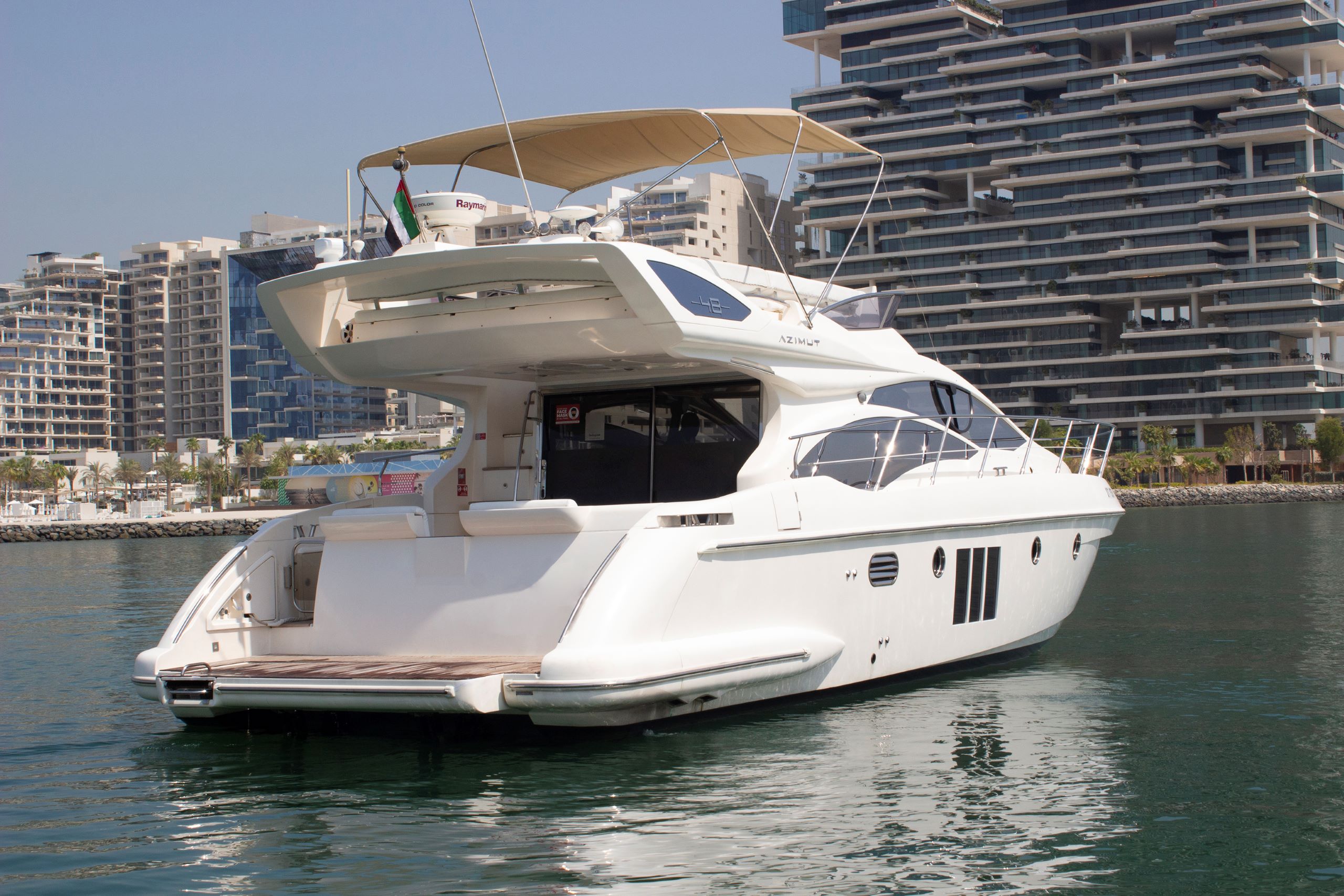 Rent Azimut Xclusive 7