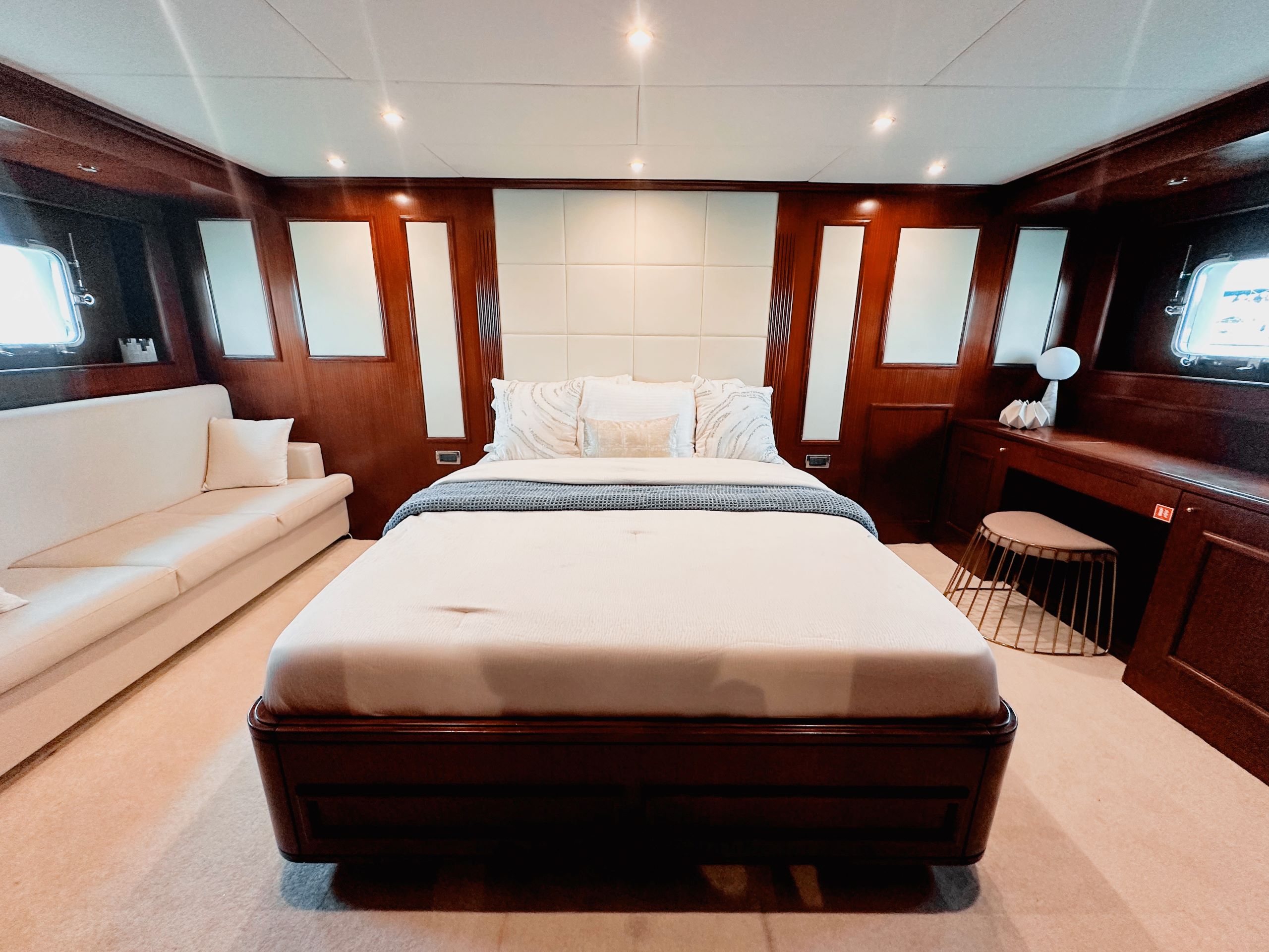 Yacht Xclusive 25 Luxery