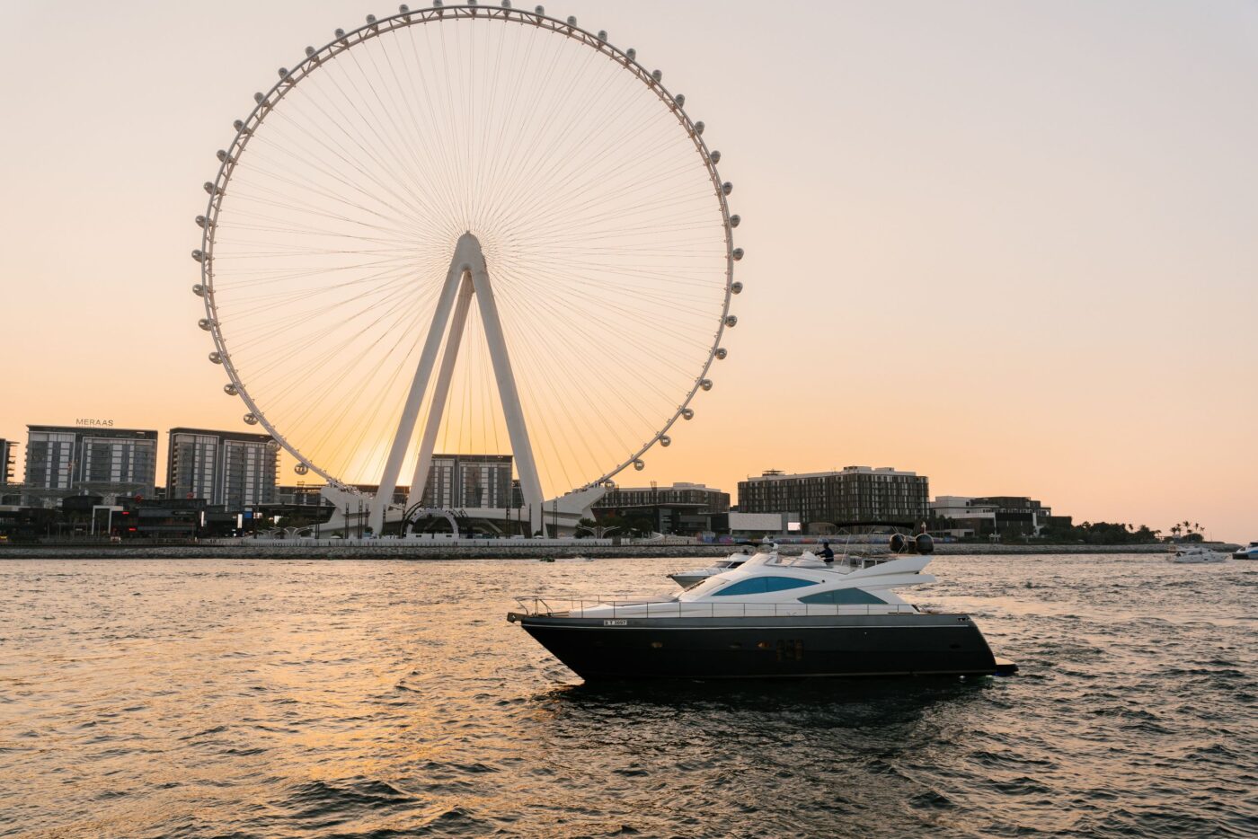 Yacht Princess 70 Grey Shark