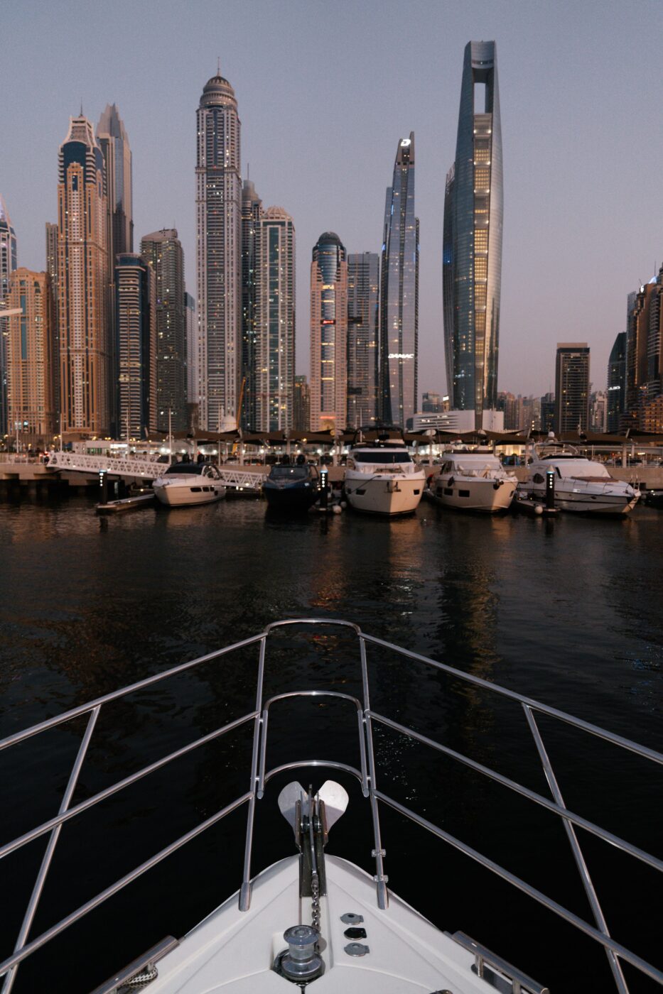 Yacht Princess 70 Grey Shark